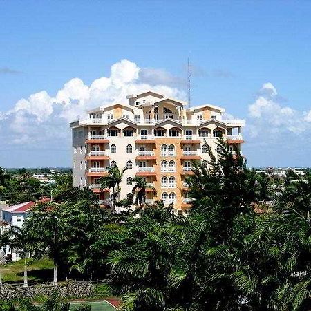 Renaissance Tower Hotell Belize City Exteriör bild